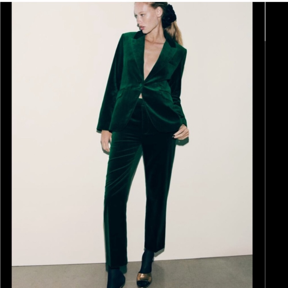 NEW | VELVET PANTS